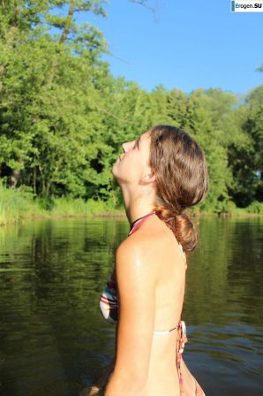 голые девушки на озере. Часть 2. Эскиз 32