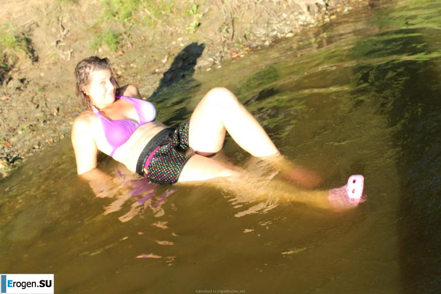 naked girls on the lake. Part 3. Photo 19