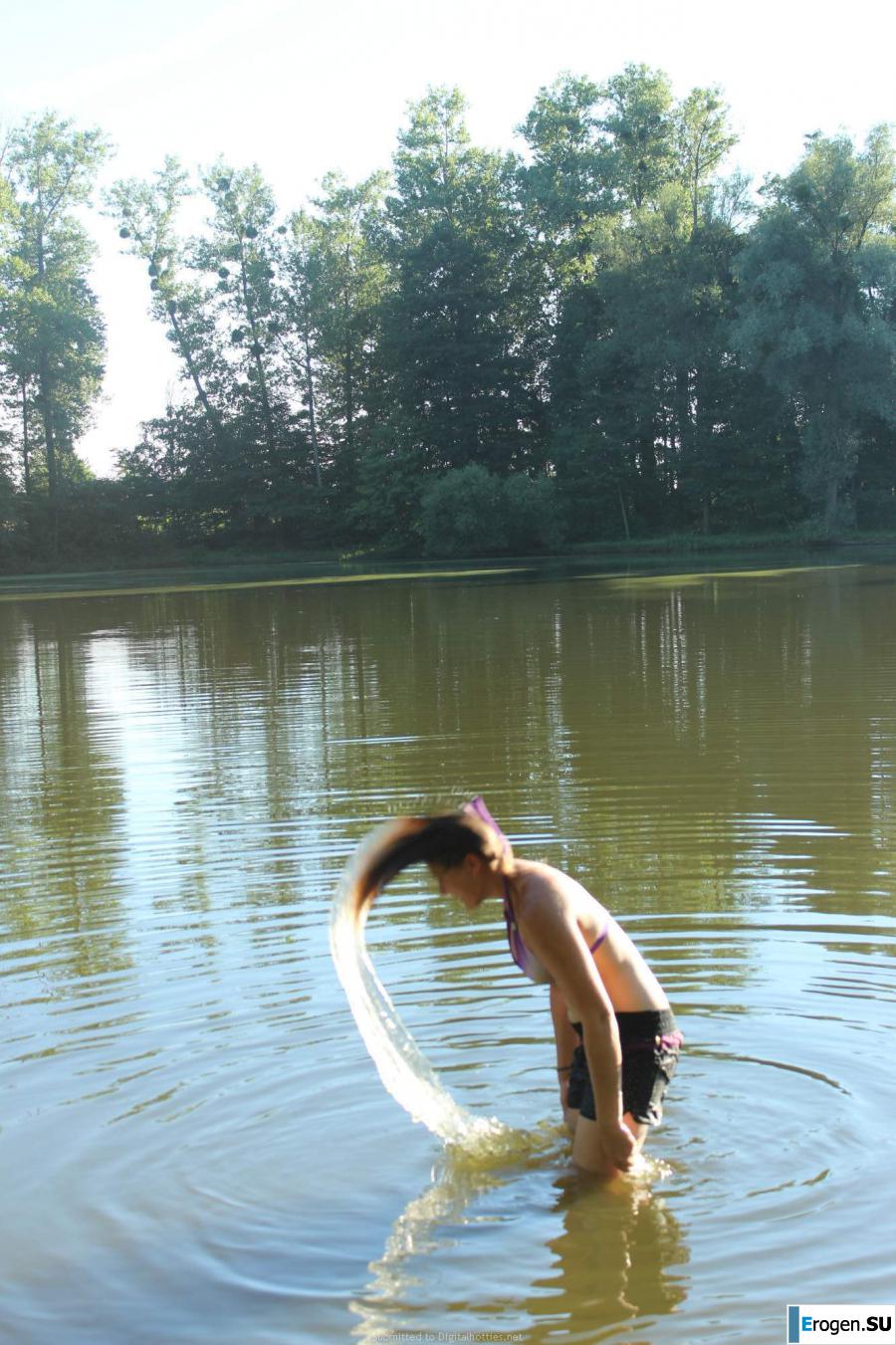 naked girls on the lake. Part 3. Photo 9