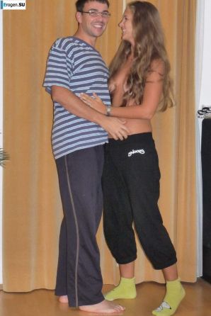 Naked and cheerful. Thumb 34