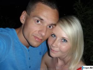 секс пара отдыхает. Эскиз 13