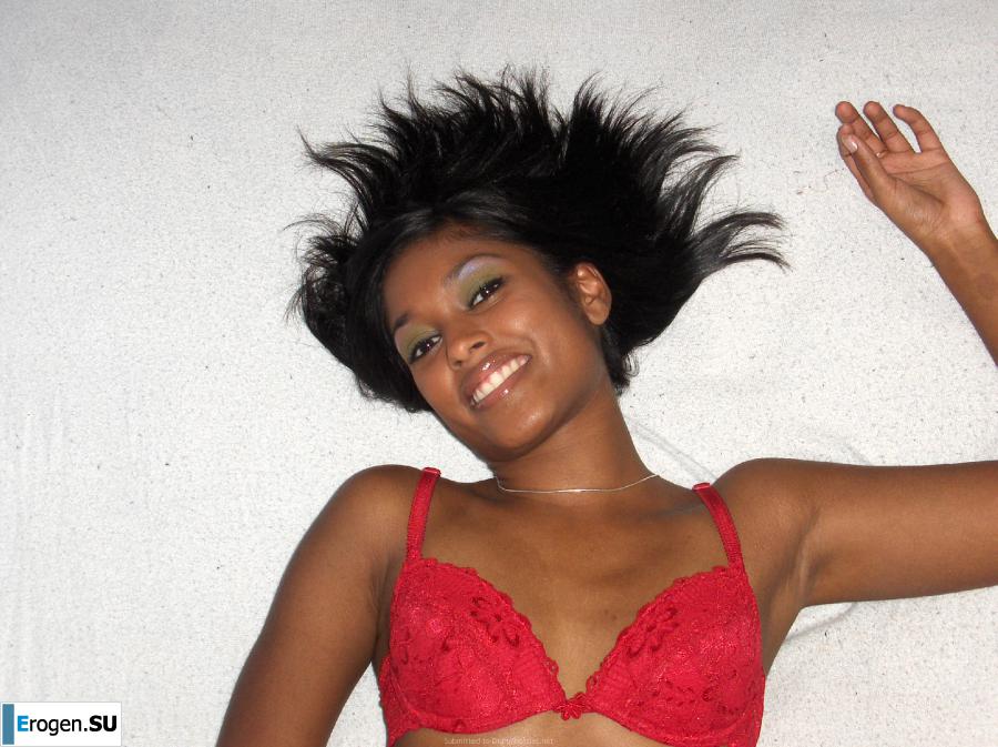 black woman as in the picture. Photo 17