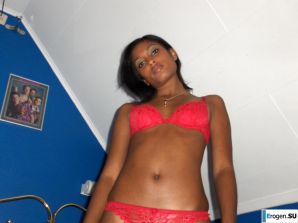 black woman as in the picture. Thumb 6