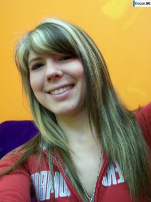 young selfie strip. Thumb 33