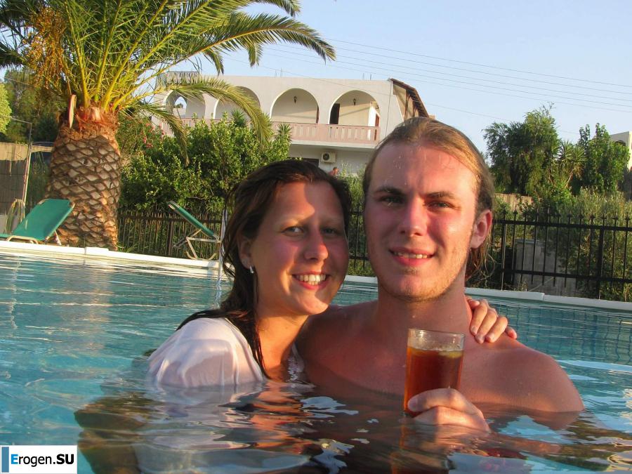 сиськи на пляже. Фото 16