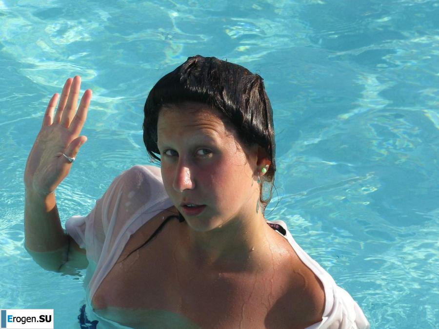 сиськи на пляже. Фото 25