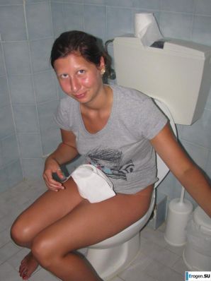 сиськи на пляже. Эскиз 19