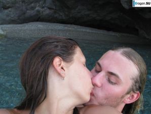 сиськи на пляже. Эскиз 31