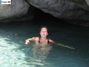 сиськи на пляже. Эскиз 34