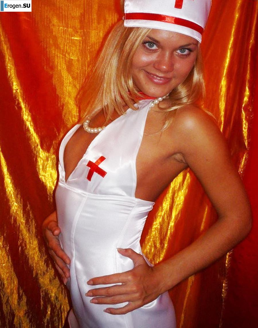 Молодая голая студентка. Часть 2. Фото 8