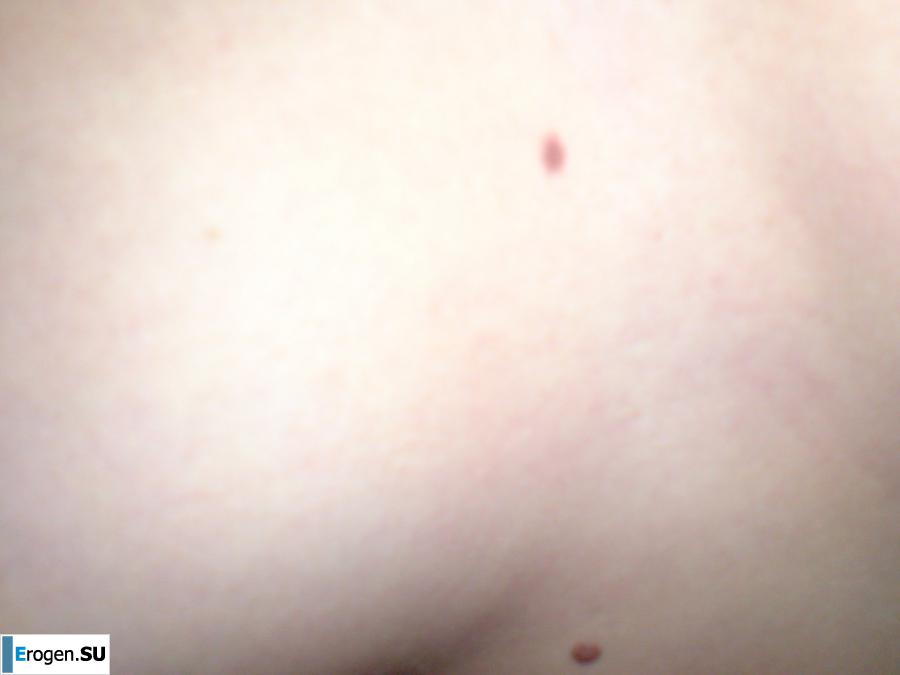 girl and guy with the euro round. Photo 5