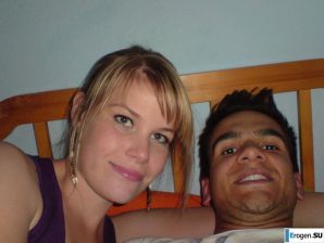 girl and guy with the euro round. Thumb 20