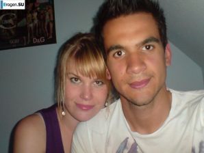 girl and guy with the euro round. Thumb 25