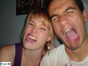 girl and guy with the euro round. Thumb 28