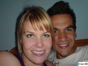 girl and guy with the euro round. Thumb 32