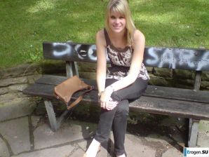 girl and guy with the euro round. Thumb 40