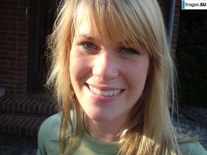 girl and guy with the euro round. Part 2. Thumb 33