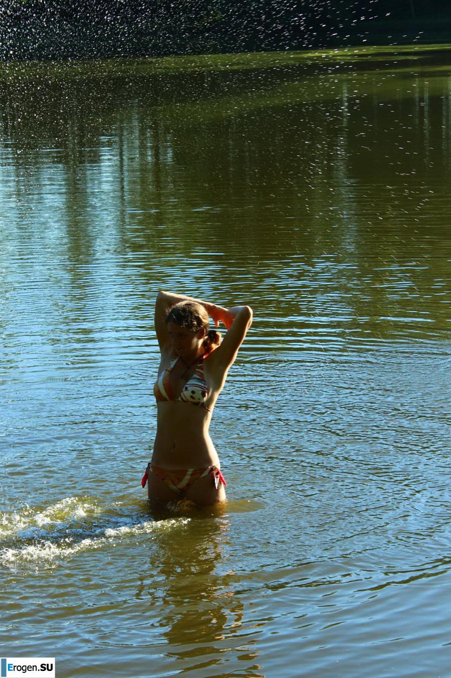 голые девушки на озере. Часть 7. Фото 34