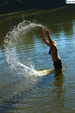 голые девушки на озере. Часть 7. Эскиз 13