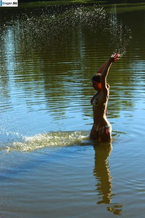 голые девушки на озере. Часть 7. Эскиз 17