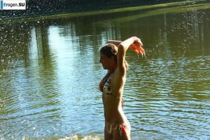 голые девушки на озере. Часть 7. Эскиз 27