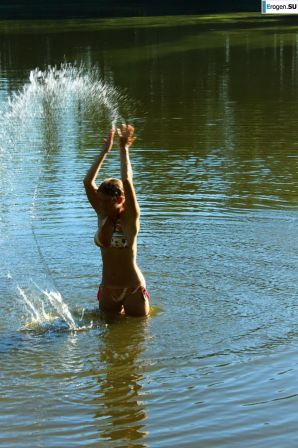 голые девушки на озере. Часть 7. Эскиз 33