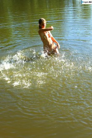 naked girls on the lake. Part 8. Thumb 3