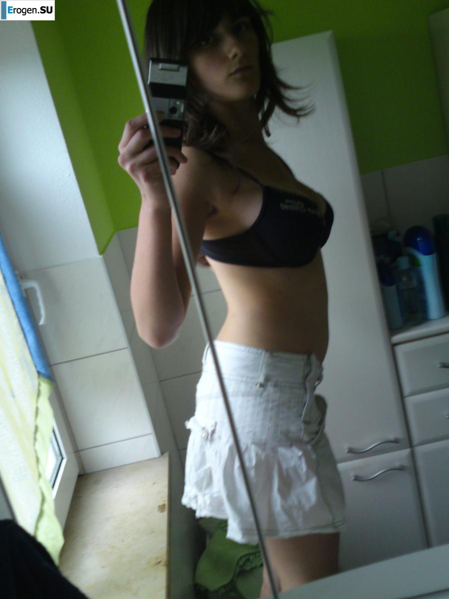 studio in the bathroom. Photo 19