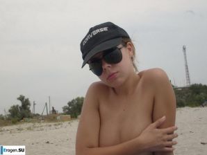 chronicles of the nudist beach. Thumb 11