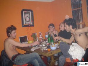 пошлая вечеринка. Эскиз 40