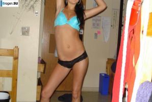 pose for dinner. Thumb 7