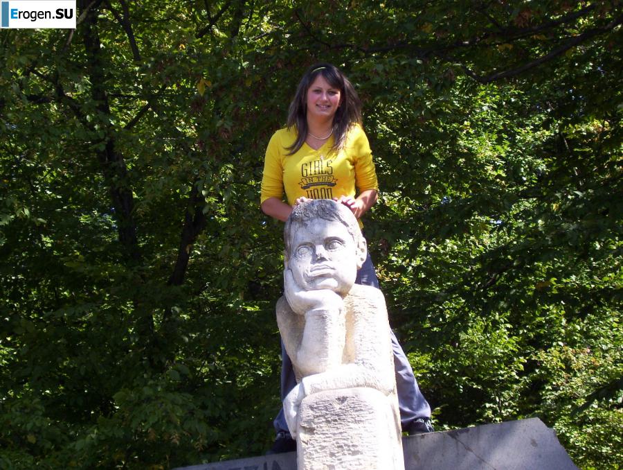 lush lascivious girl. Photo 39