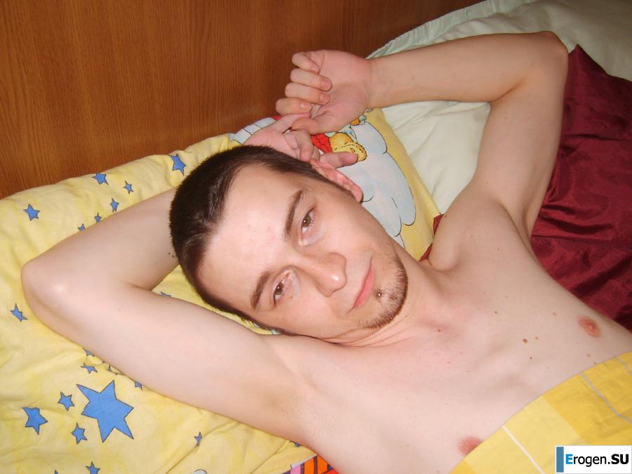 slightly gothic couple. Photo 35