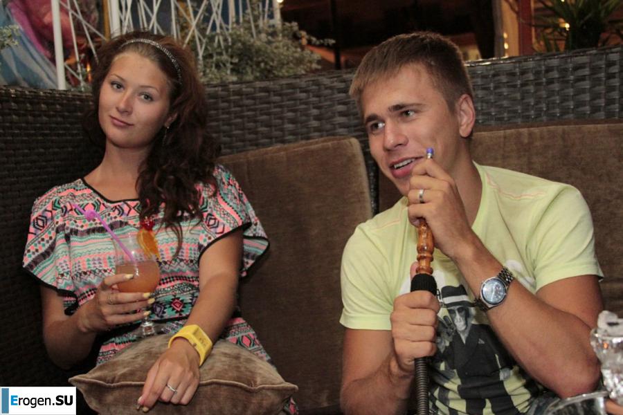 boy with two friends. Photo 5