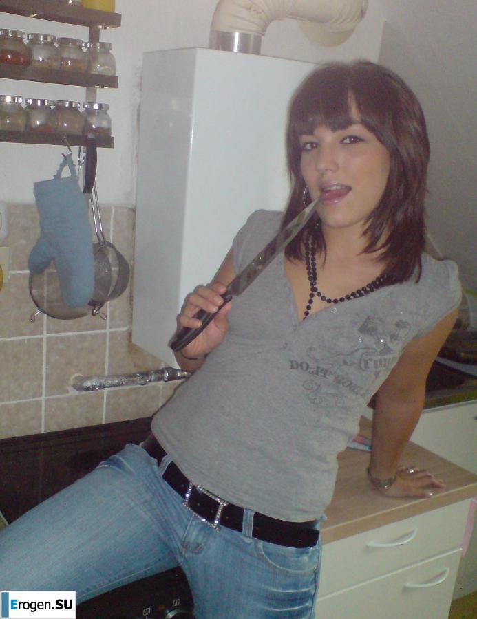 mischievous girl craves sex. Photo 6