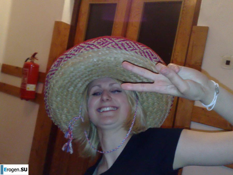 акцент на сиськи. Фото 9