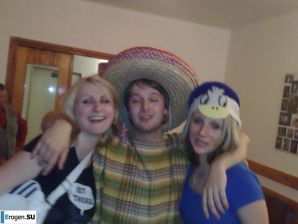 акцент на сиськи. Эскиз 11