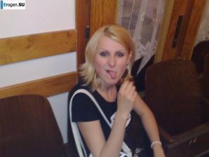 акцент на сиськи. Эскиз 8