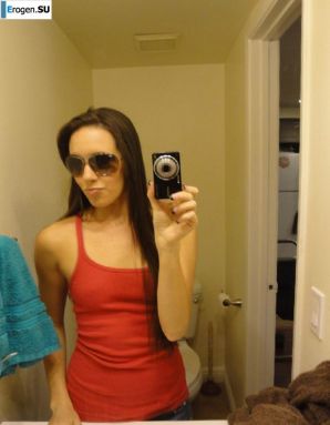 striptease in front of the mirror. Thumb 13