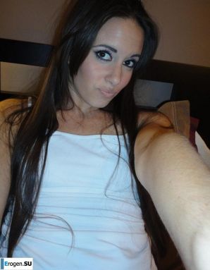 striptease in front of the mirror. Thumb 47