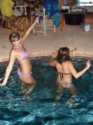 club and beach strip vacation. Thumb 36