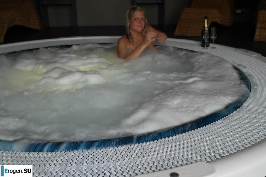 в каком то европейском городке. Фото 19