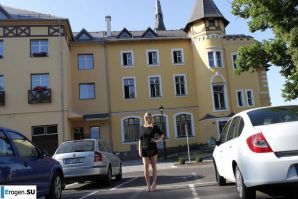 в каком то европейском городке. Эскиз 26