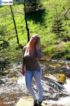 в каком то европейском городке. Эскиз 47