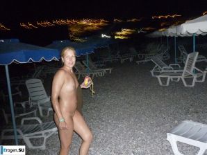 голышом на скалистых берегах. Эскиз 10