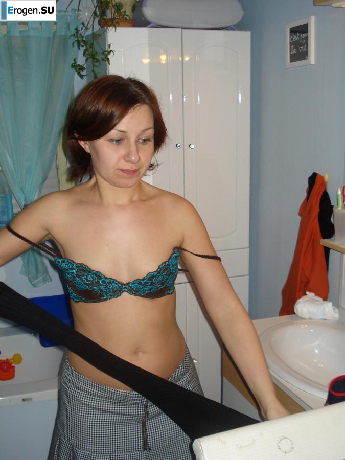 the girl knows a lot about stockings. Photo 17