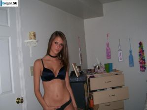 стриптиз с шалостями на камеру. Эскиз 10