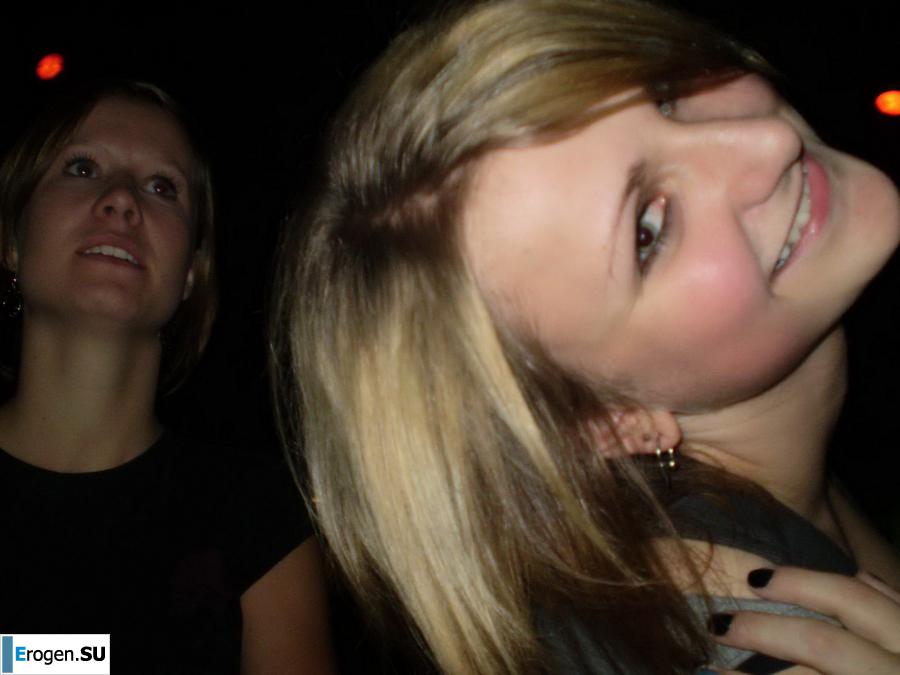 акцент на сиськи. Часть 2. Фото 24