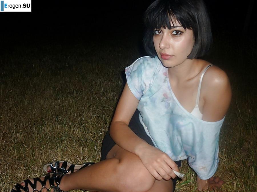 худышка с короткой стрижкой. Фото 20