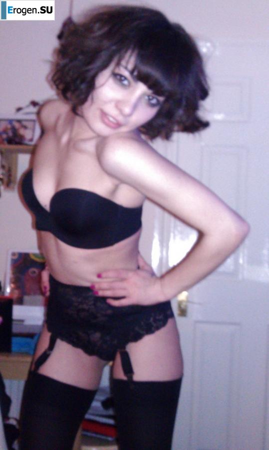 худышка с короткой стрижкой. Фото 4